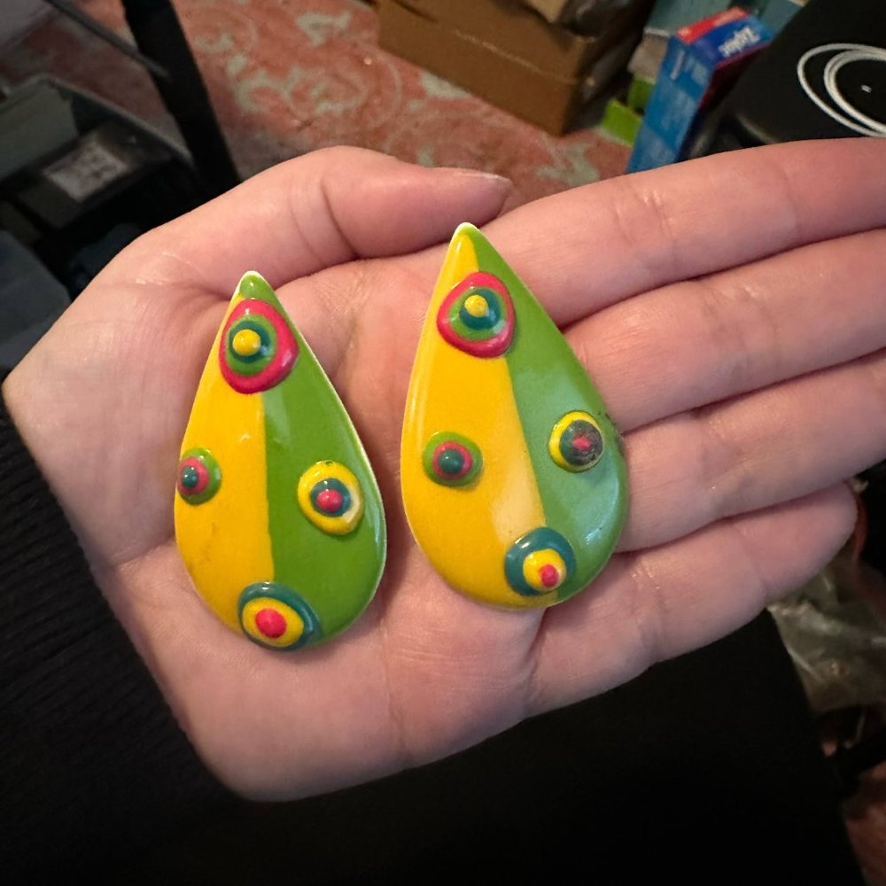 VTG Huge Green Yellow Orange Enameled Metal Teardrop Pierced Post 80s #15